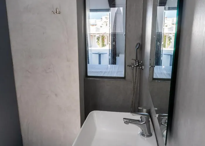 Hotel Vista Mare Nausa