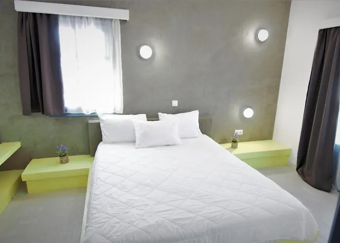 Vista Mare Hotel Nausa